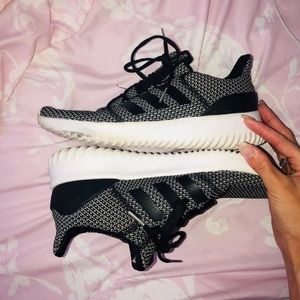 ADIDAS CLOUDFOAM OG’S TENNIS SHOES